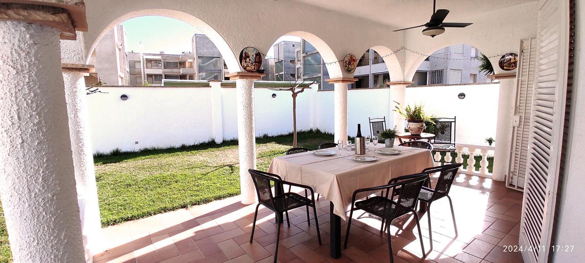 Villa Cambrils Beach Exterior photo